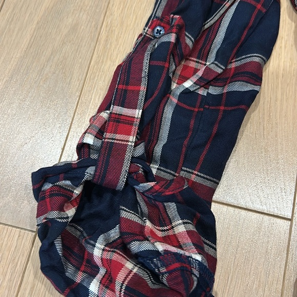 Zara Blouse. Size Medium. - Picture 4 of 6